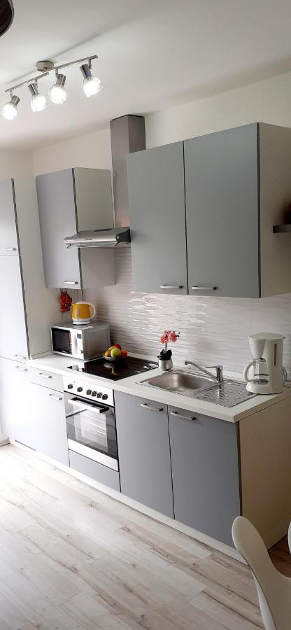 Lennida Studio Apartman Kavran Esterno foto